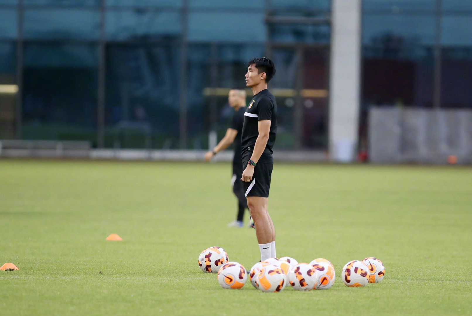 一直很想饰演一名军人的韩东君坦言自己此番圆梦的同时也怀着满满的使命感和责任感，;拍摄时一直在想，当年的战士们是如何在更冷的环境下打仗的，他们又是如何胜利的，更让我觉得震撼，也让我坚定信念要拍好这部戏